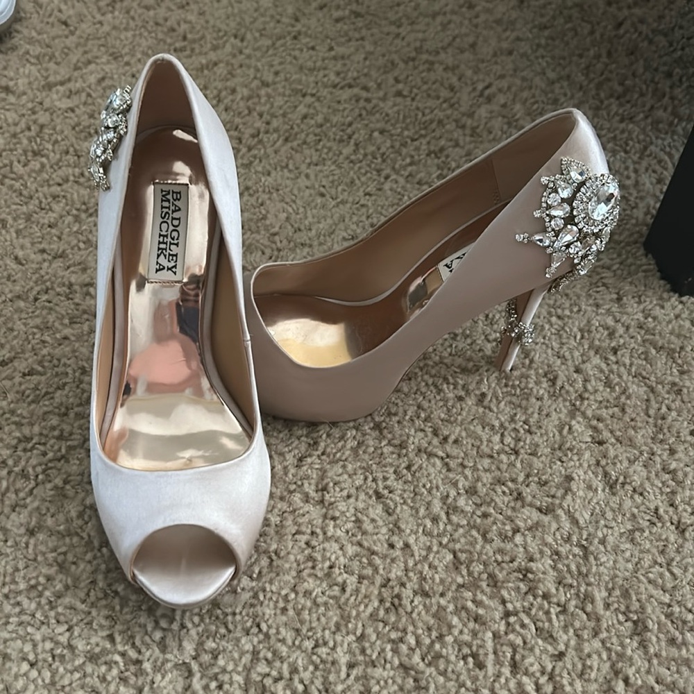 Kiara Peep Toe Evening Pumps with heel detailing